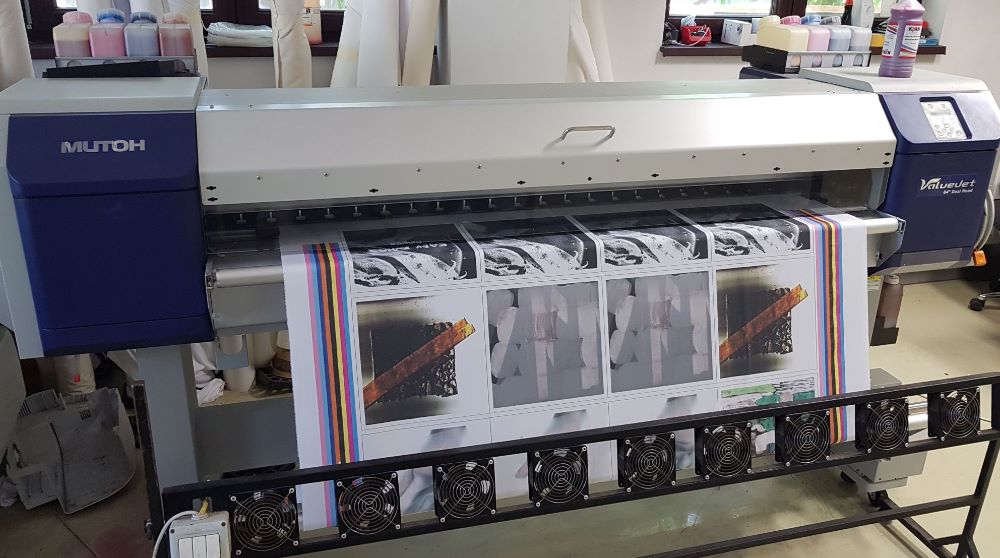 Mutoh VJ1628TD_small